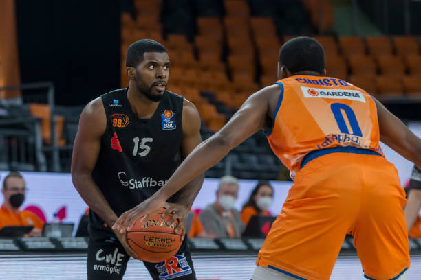 身体对抗和 身体对抗和