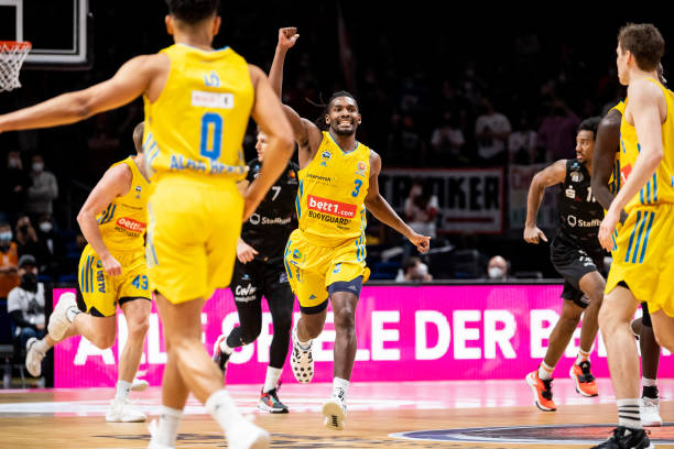 养本土球员 养本土球员